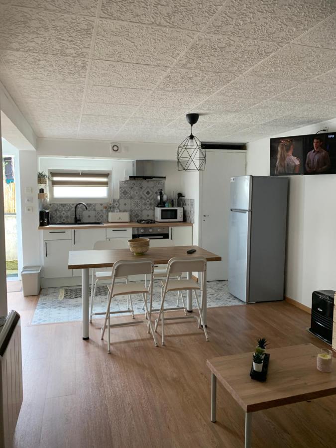 Appartement Dans Maison Basque Mouguerre Exterior foto